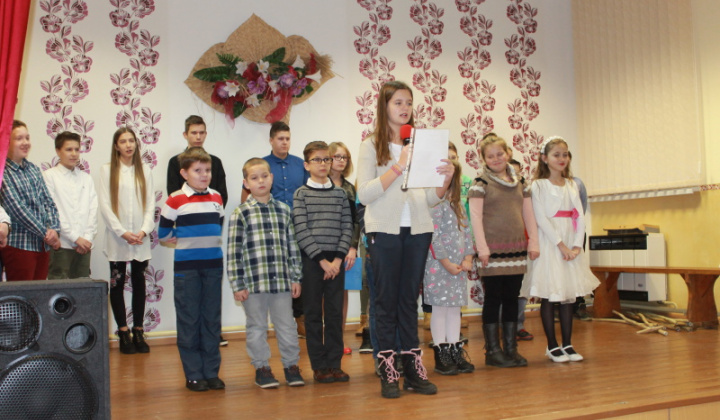 3. fotografia fotogalérie Posedenie pri stromčeku 2017