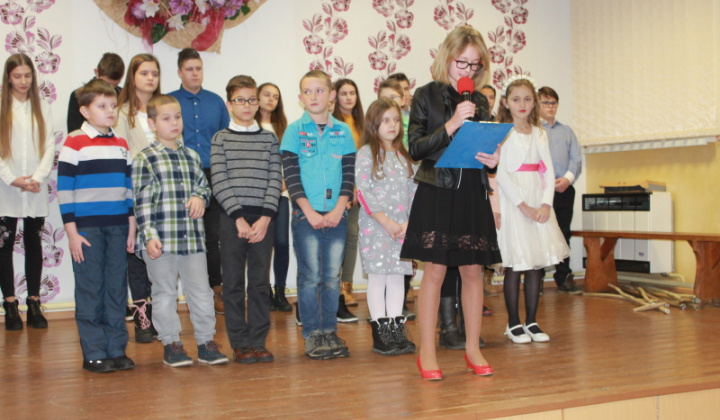 7. fotografia fotogalérie Posedenie pri stromčeku 2017